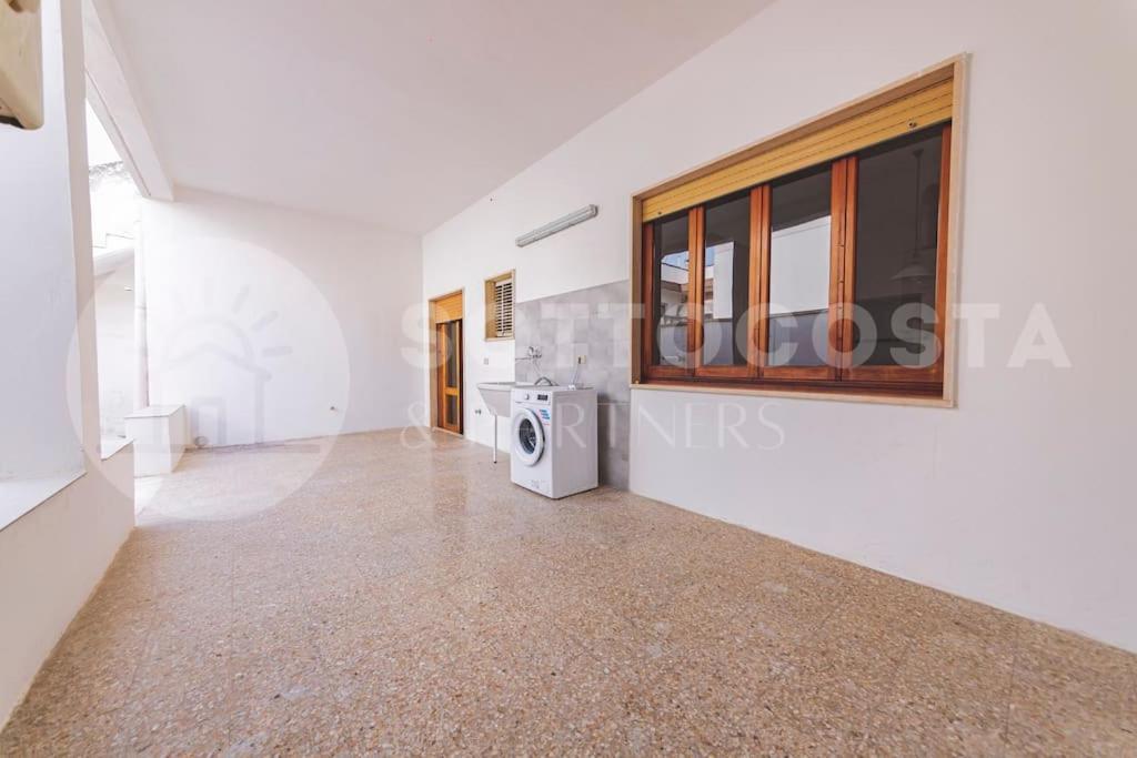 Lucy'S Flat - Melendugno Apartment ภายนอก รูปภาพ