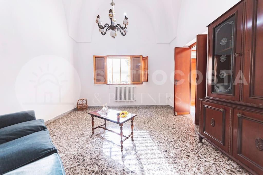 Lucy'S Flat - Melendugno Apartment ภายนอก รูปภาพ